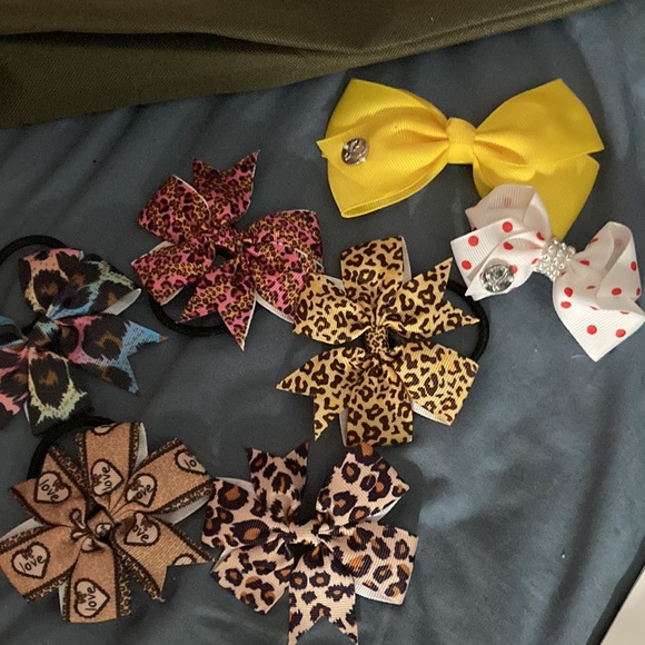 ๐HAIR Accessories๐ - Picture 15 of 17